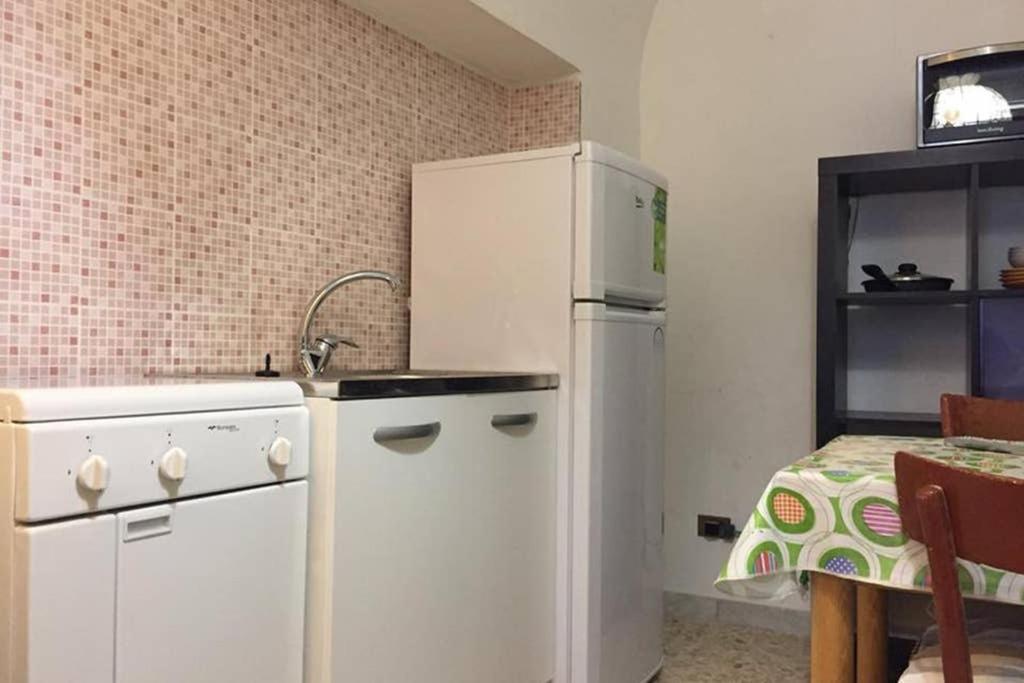 Historic Apartment In Centre Of City 100M To Sea Monopoli Esterno foto
